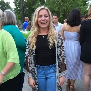 Meet your Posher, Sophie